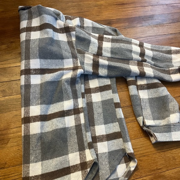 Flannel/Jacket - Picture 3 of 3